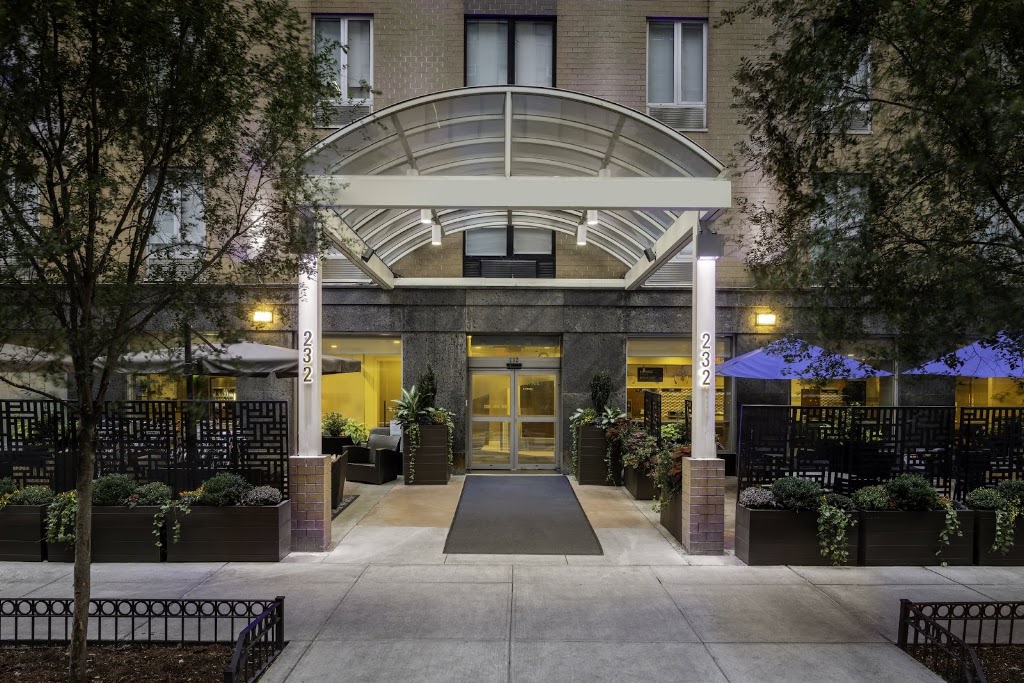 New York and New Jersey Football Travel Guide: Plan A Smarter Trip Across Both States 3 holiday inn express nyc chelsea nomad area by ihg 8