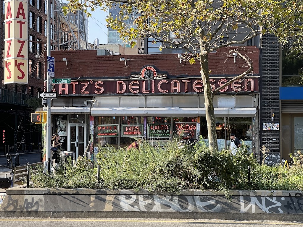 New York and New Jersey Football Travel Guide: Plan A Smarter Trip Across Both States 10 katzs delicatessen 10