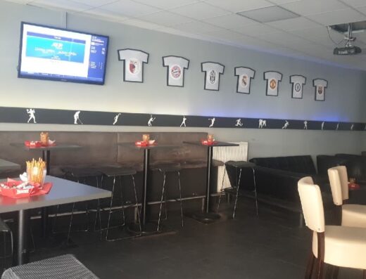 Arena Sportsbar Cafe & Bar
