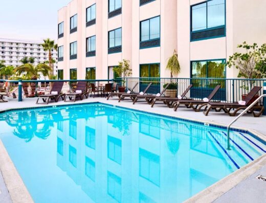 Best Western Plus Suites Hotel – LAX Airport LA Stadium