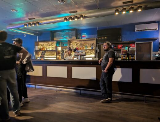 Centralbar & Sportsbar Sky