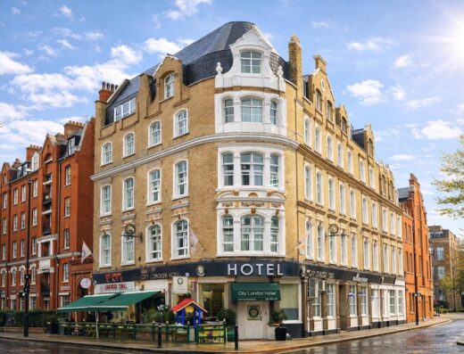 City London Hotel
