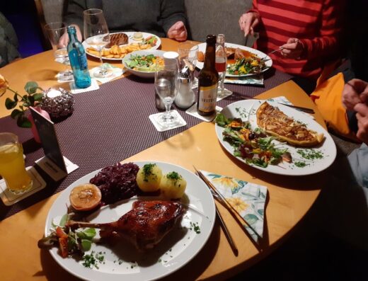 Cliff’s Restaurant, Bar & Biergarten