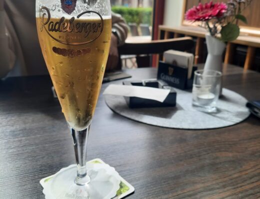 Country Cheers / Sky-Sportsbar
