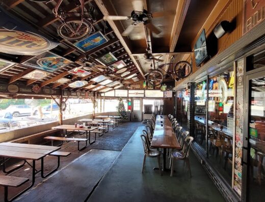 Crown & Anchor Pub