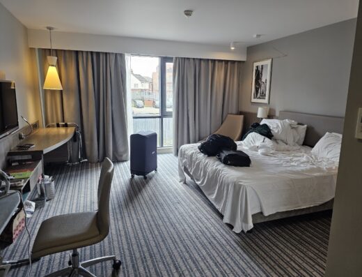 Holiday Inn London – West