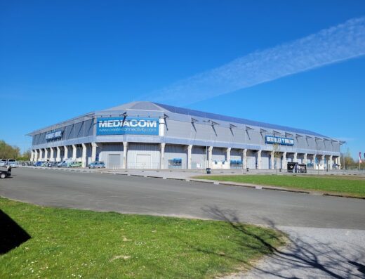 Home Deluxe Arena