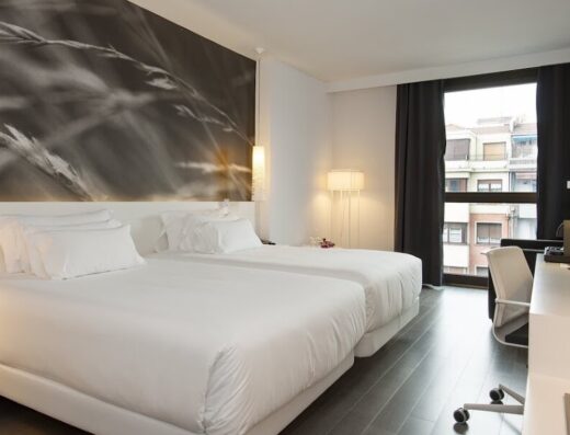 Hotel NH Collection Villa de Bilbao