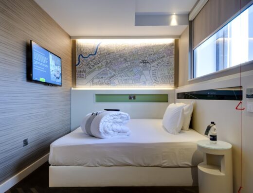 hub by Premier Inn London Westminster Abbey hotel