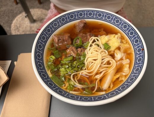 LAO 老