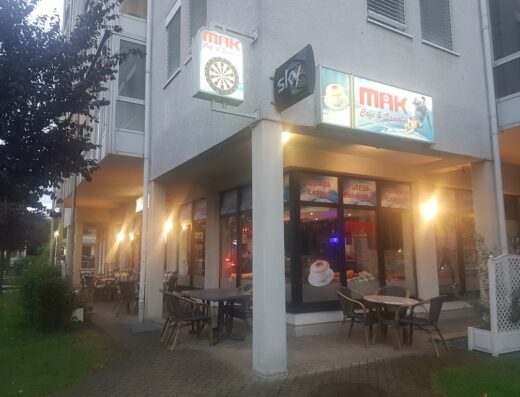MAK Cafe & SPORTBAR