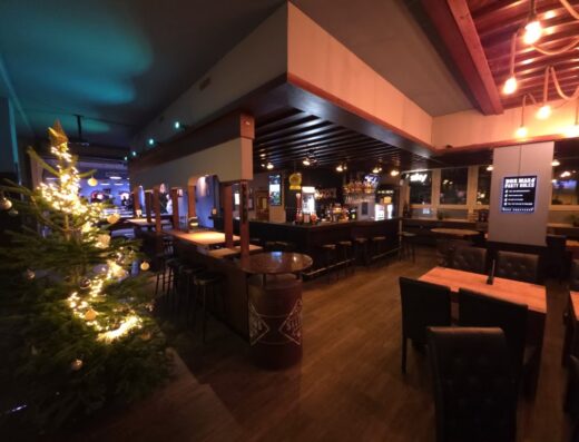 Manhattan Sportsbar Dortmund Billard | Dart | Bar