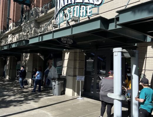 Mariners Team Store