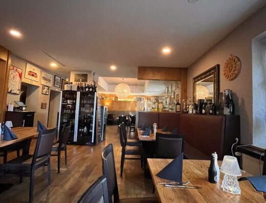 Pizzeria Trattoria Crudo