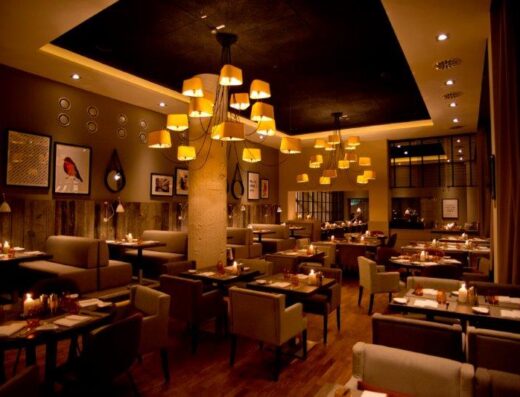 Q1 – Metropolitan Kitchen & Bar