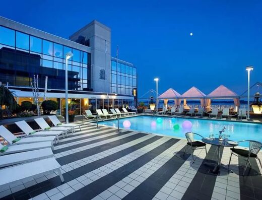 Radisson Blu Toronto Downtown