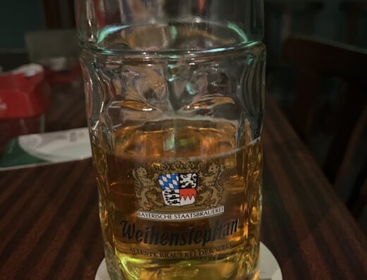 Salamas Bar