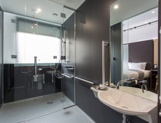 The Z Hotel City
